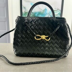 Luxe Black Woven Shoulder Bag with Gold Knot BV
